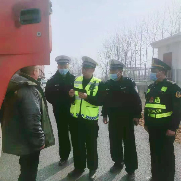 淮南市交通運(yùn)輸綜合行政執(zhí)法支隊(duì)“百日攻堅(jiān)”行動查獲“百噸王”