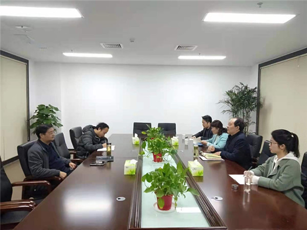 淮南市審計(jì)局赴銅陵審計(jì)組臨時(shí)黨支部與銅陵市審計(jì)局機(jī)關(guān)黨委開展黨建交流活動